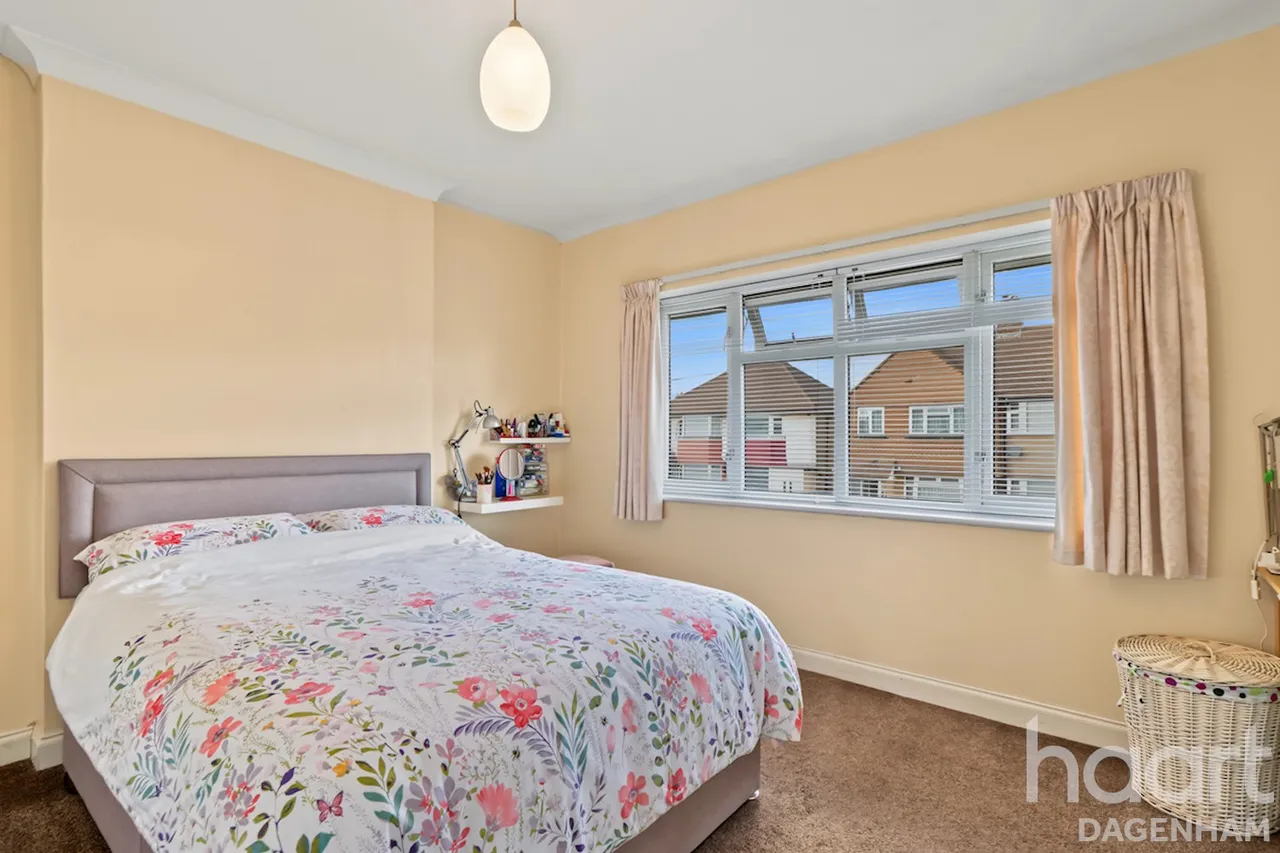 Bosworth Road, Dagenham, RM10, photo 10