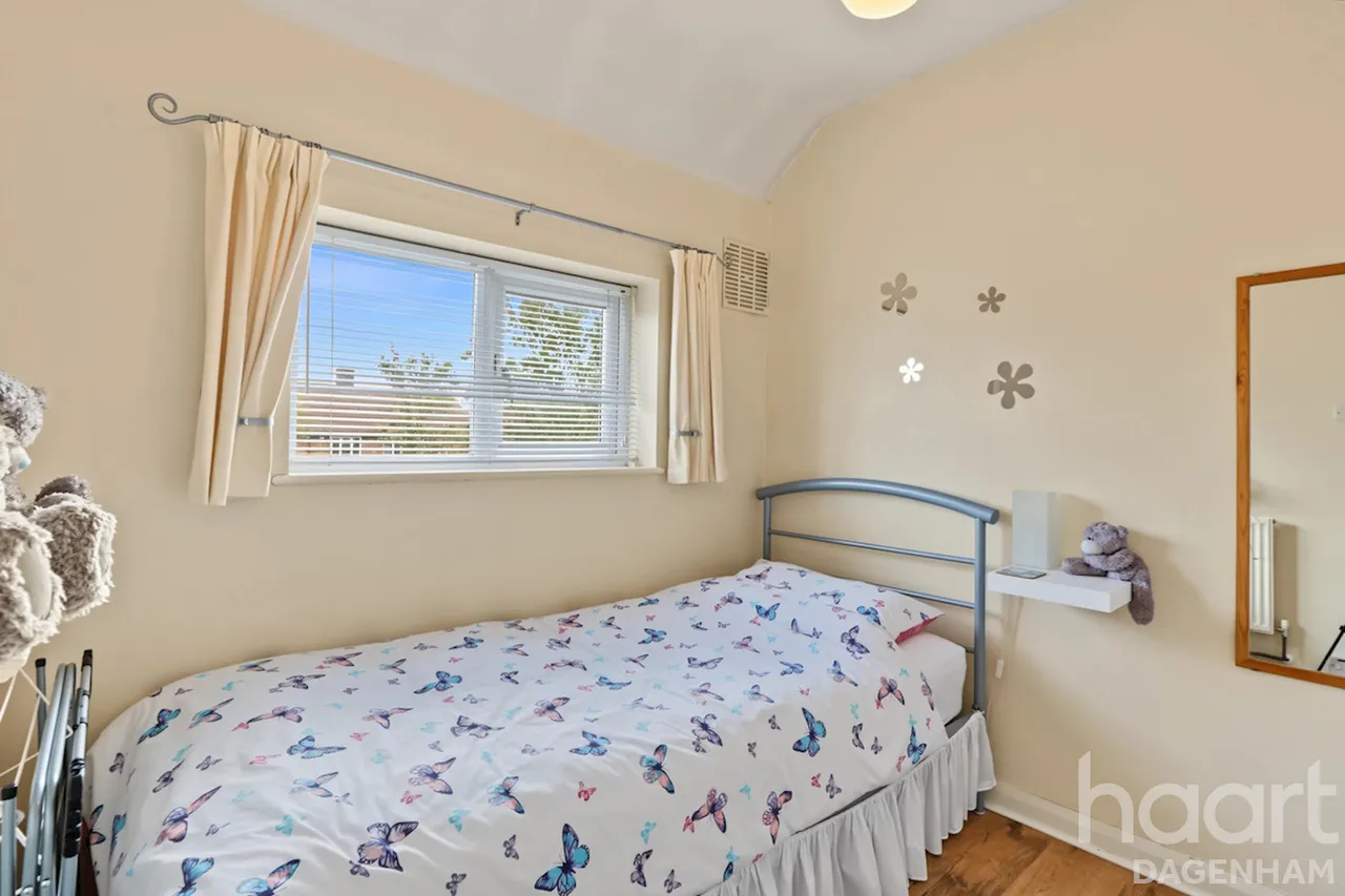 Bosworth Road, Dagenham, RM10, photo 12