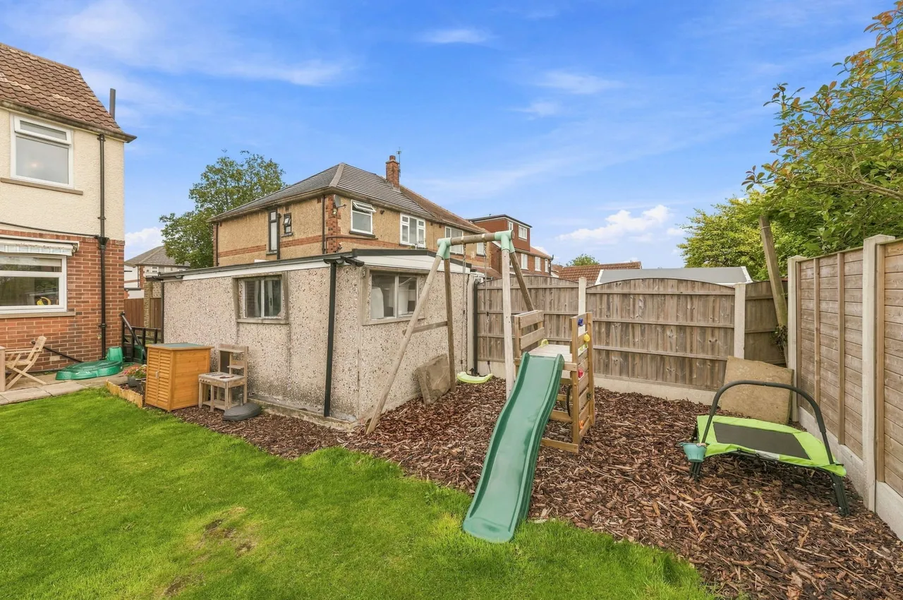 Lyndhurst Road, Scholes, LS15, photo 11