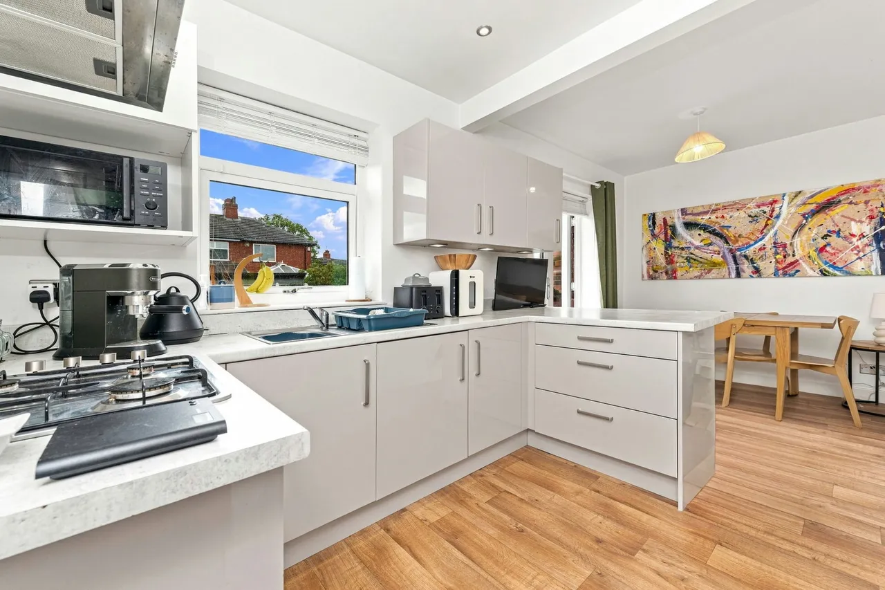 Lyndhurst Road, Scholes, LS15, photo 3