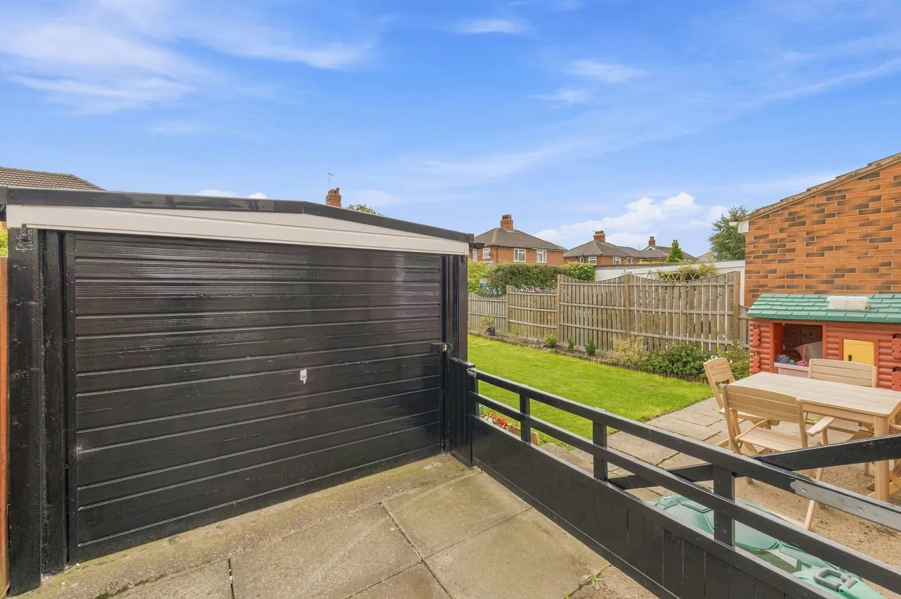 Lyndhurst Road, Scholes, LS15, photo 12