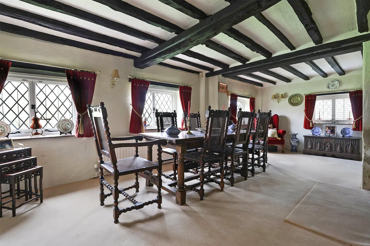 Troy Lane, Edenbridge, TN8, photo 8