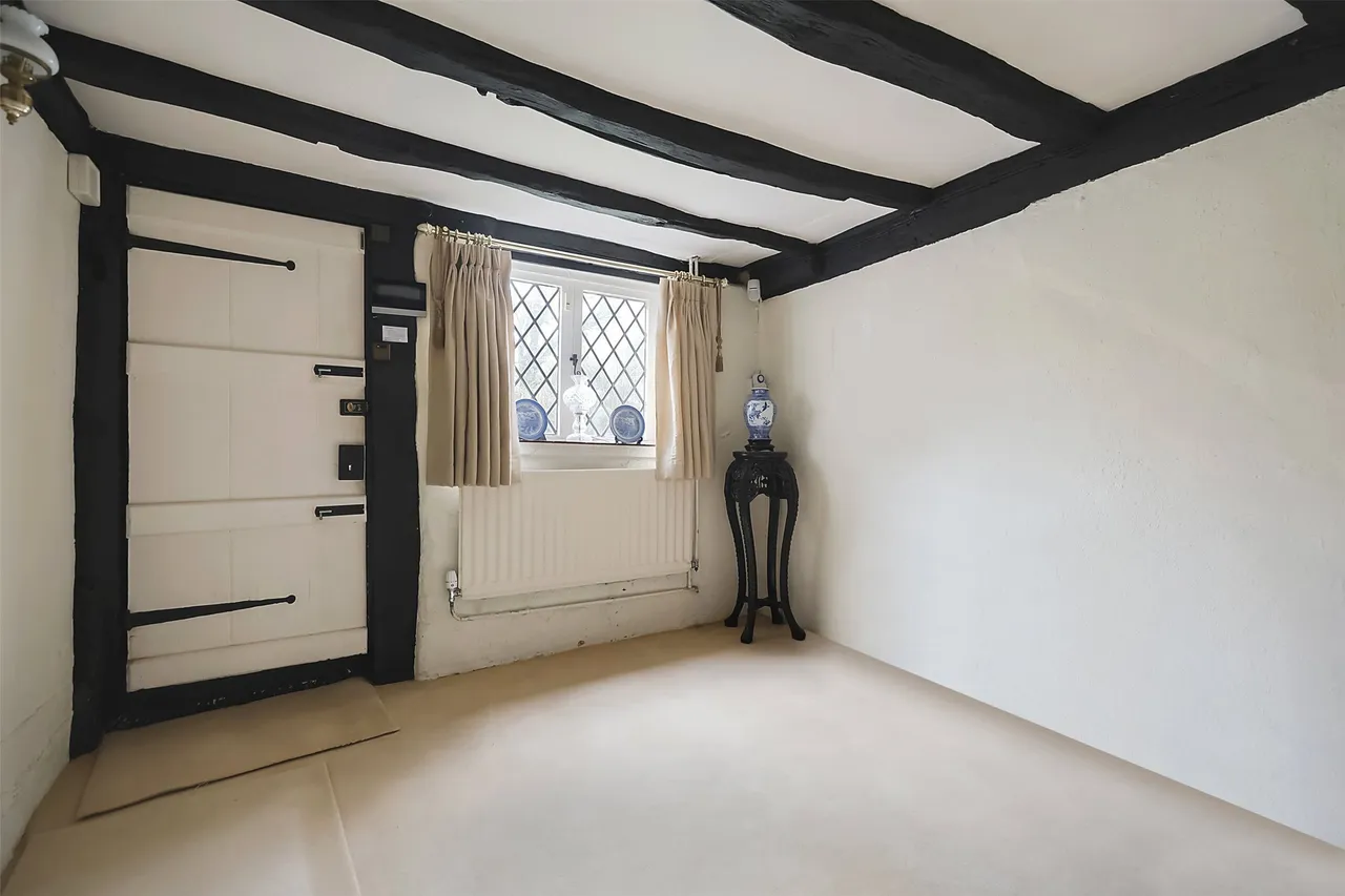 Troy Lane, Edenbridge, TN8, photo 2
