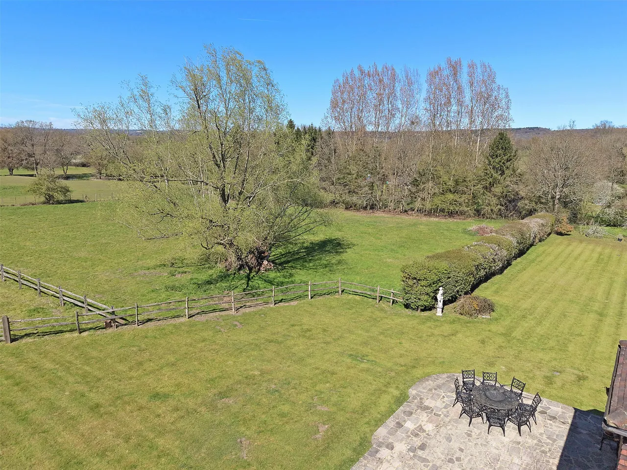 Troy Lane, Edenbridge, TN8, photo 20