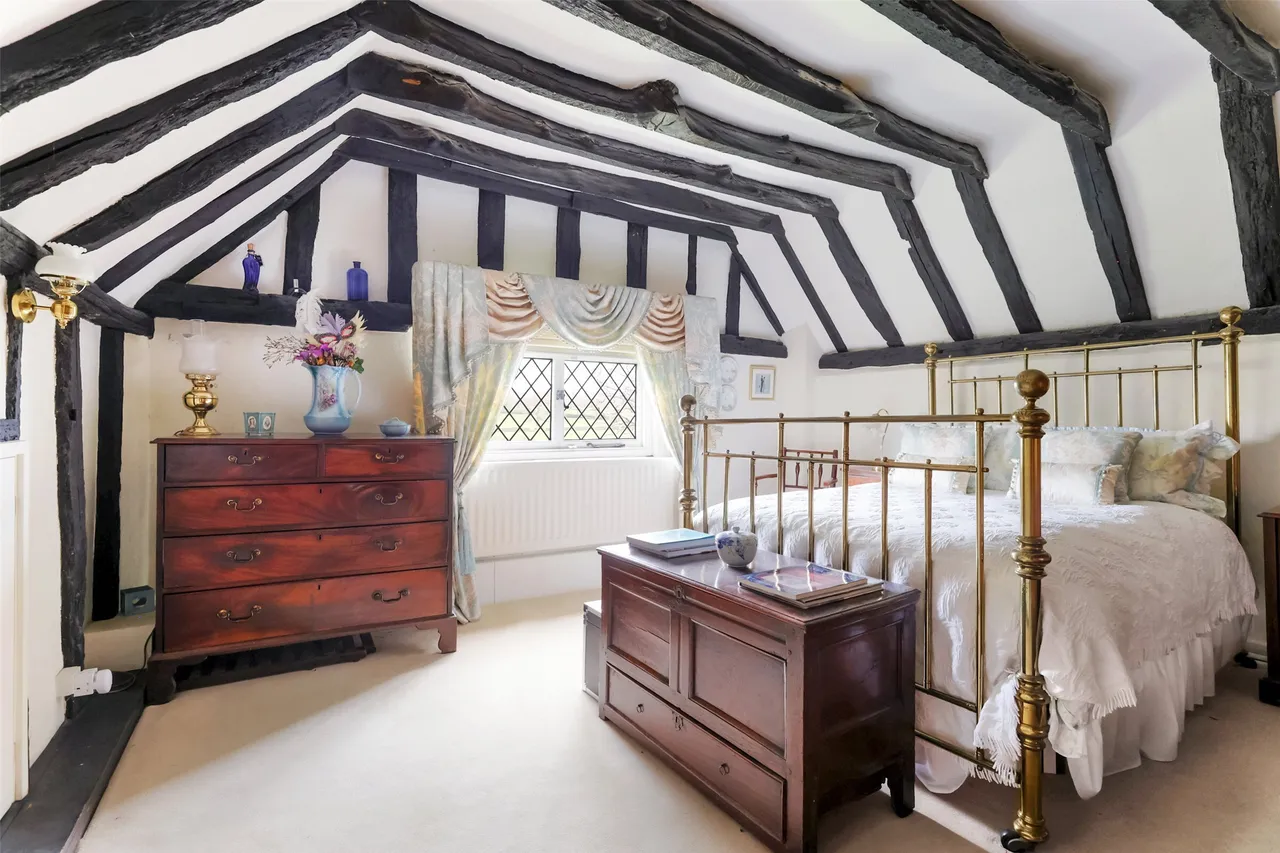 Troy Lane, Edenbridge, TN8, photo 12