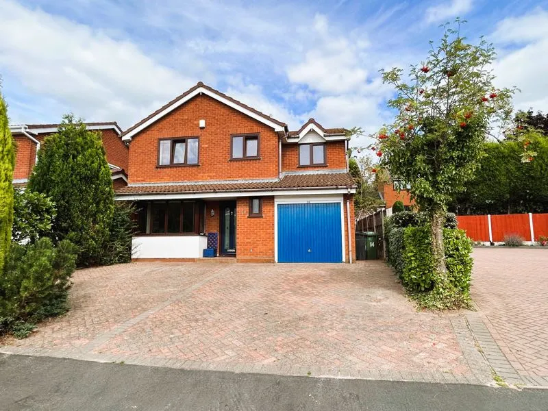 4 bed house for sale, Swallowdale, Walsall Wood, WS9