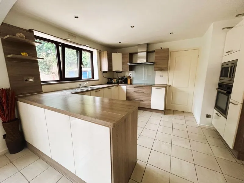 Swallowdale, Walsall Wood, WS9, photo 3