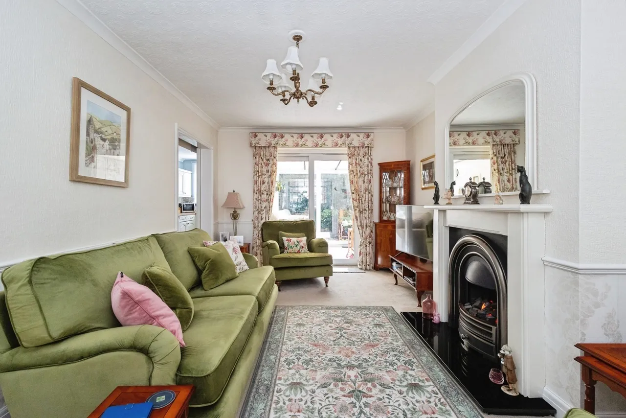 Elsdon Drive, Manchester, Greater Manchester, M18, photo 3