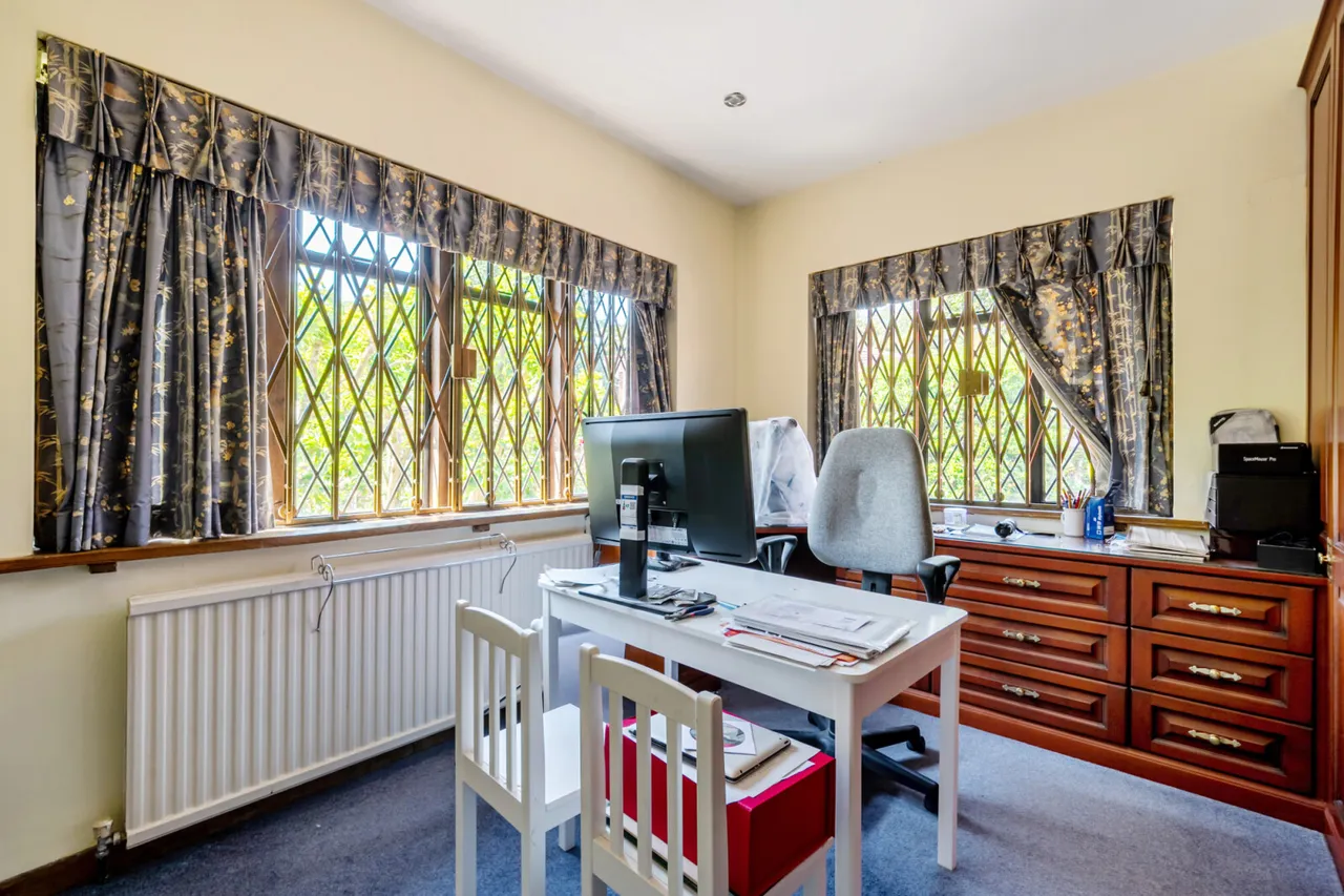 Gerrards Cross, Buckinghamshire, photo 41
