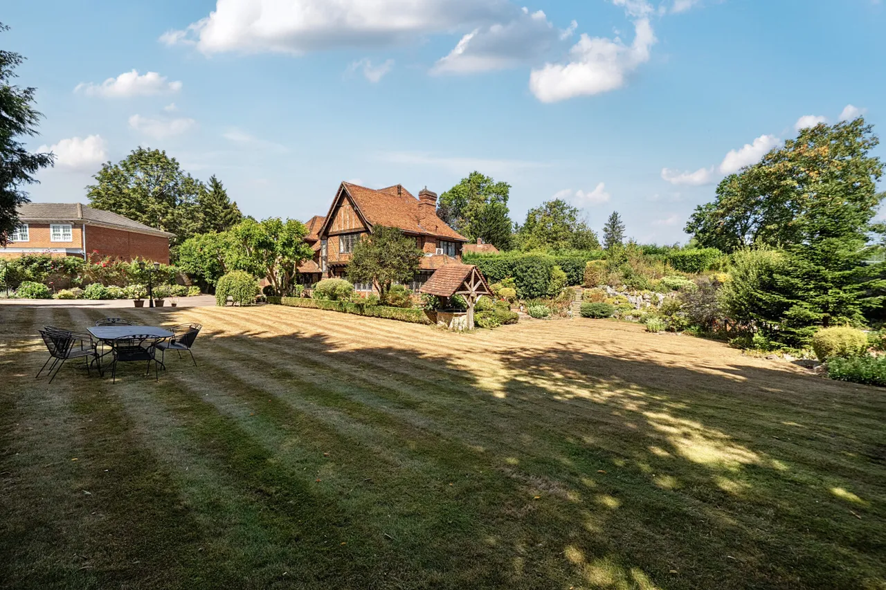Gerrards Cross, Buckinghamshire, photo 5