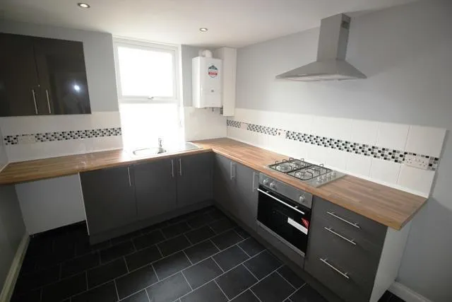 Southmead Road, BS10, photo 3