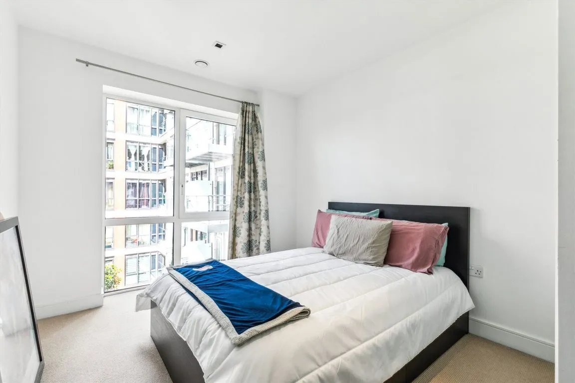 Longfield Avenue, W5, photo 4
