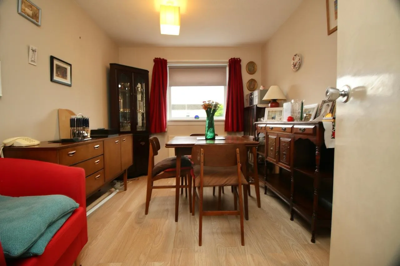 Abbotsford Court, Cumbernauld, G67 4BQ, photo 4