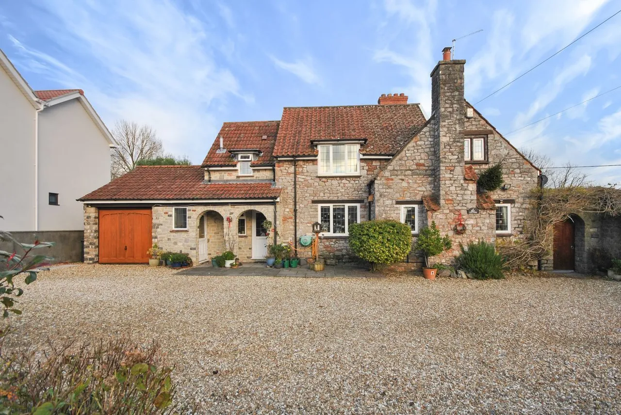 3 bed house for sale, Cliff Street, Cheddar, BS27