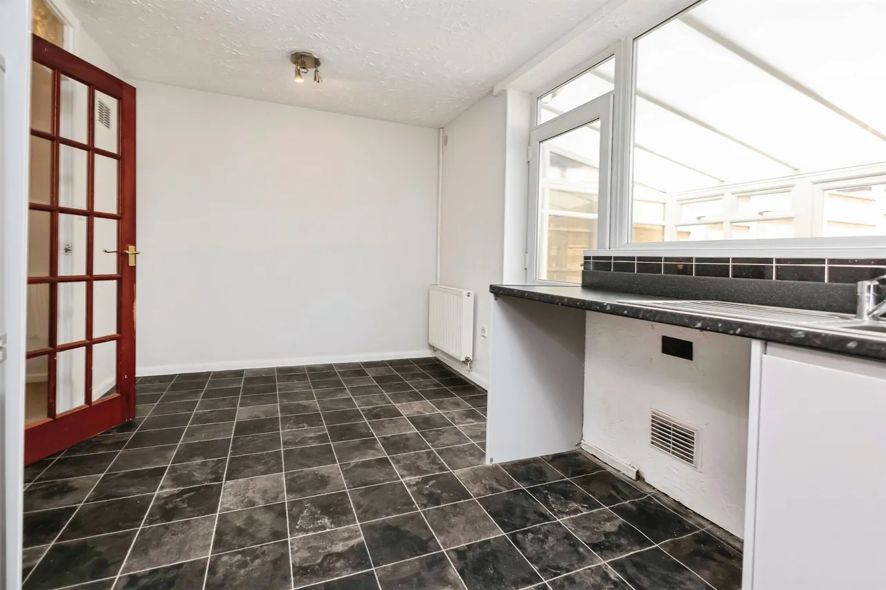 Middle Leasow, Quinton, B32, photo 6
