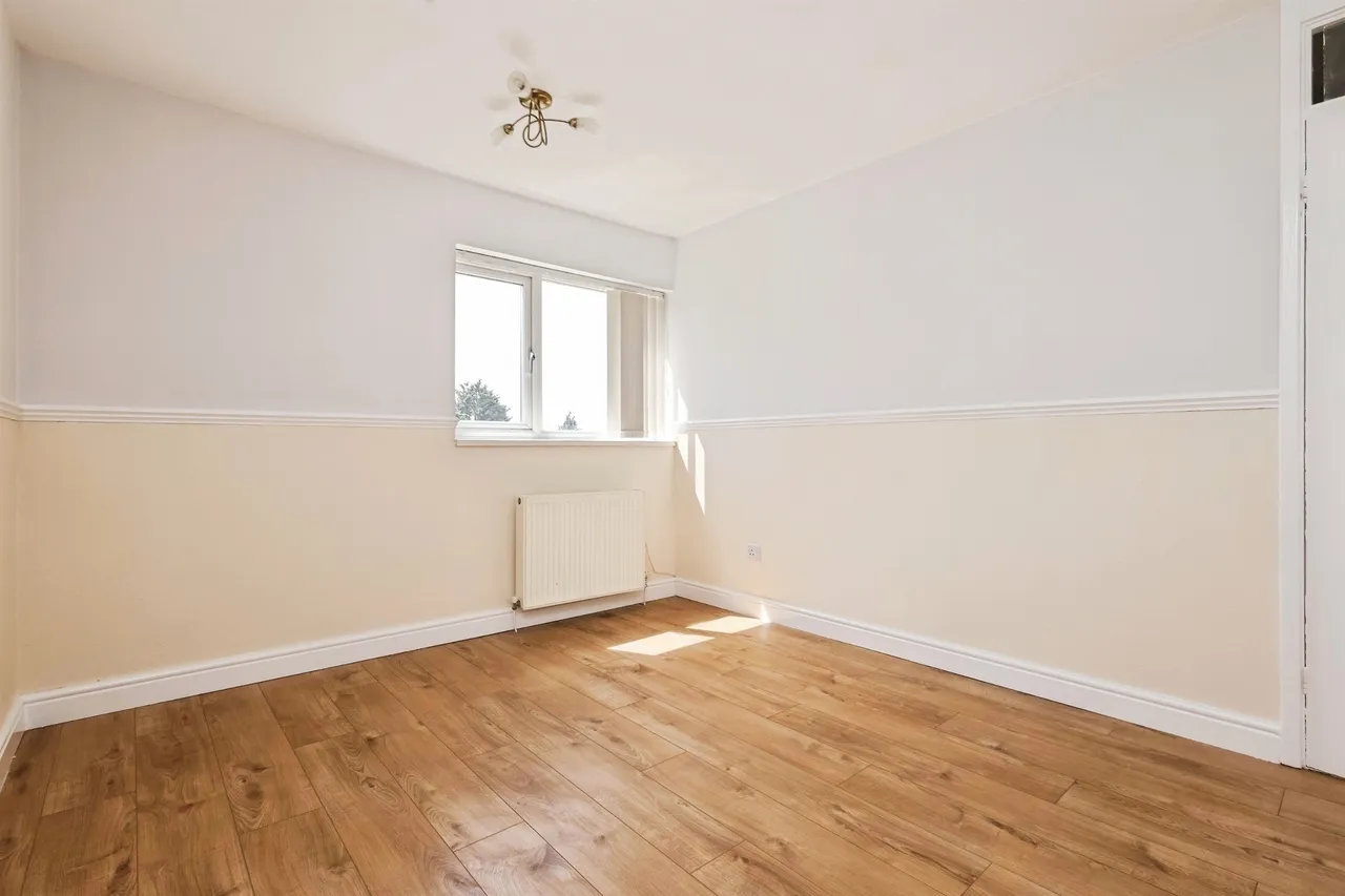 Middle Leasow, Quinton, B32, photo 10