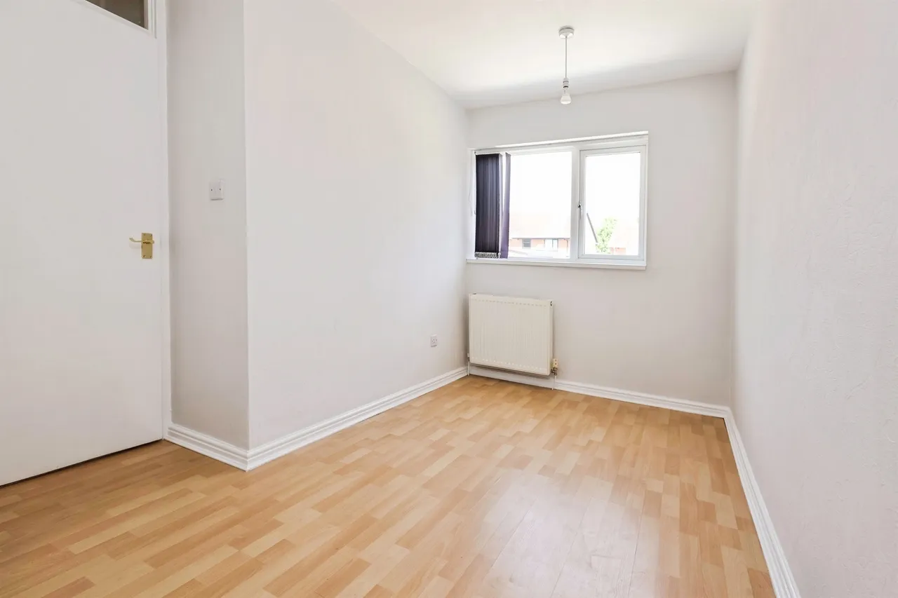 Middle Leasow, Quinton, B32, photo 13