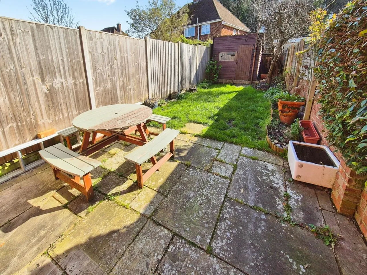 George Street, RG21, photo 11
