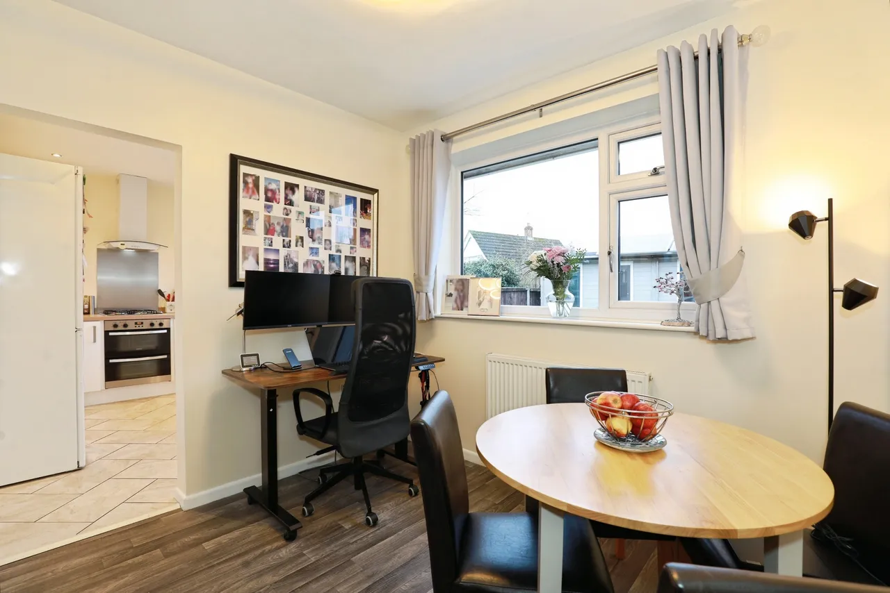 Carroll Drive, Crewe, photo 4