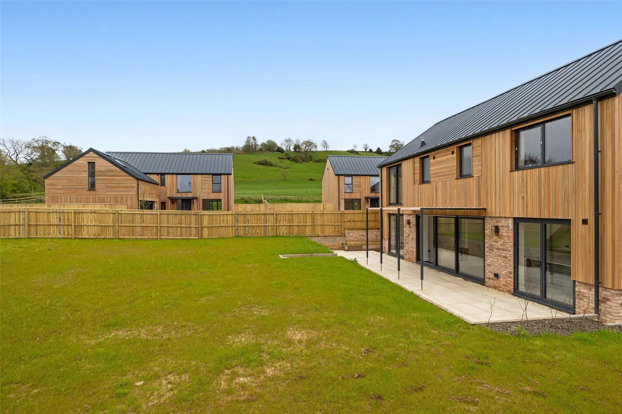 Frogmire Lane, Sandford, EX17, photo 15
