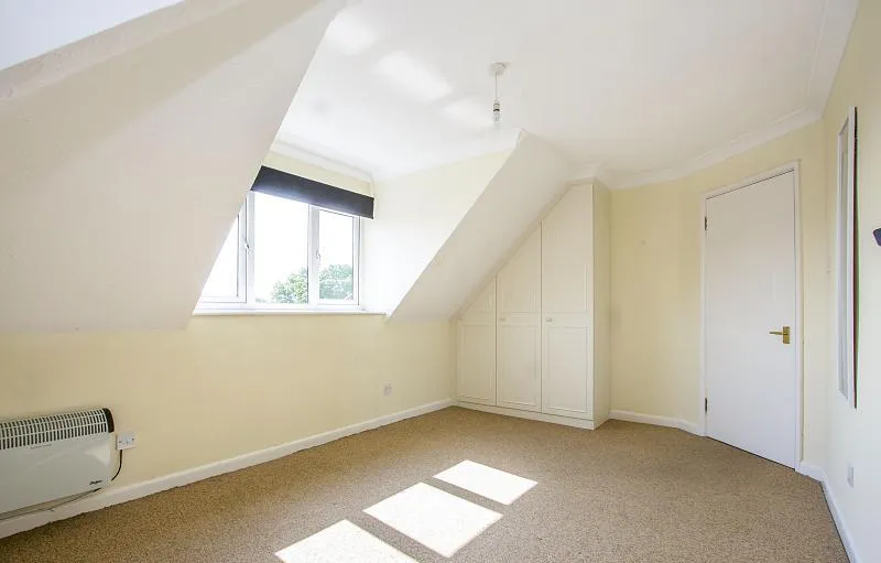 Lulworth Close, Poole, BH15, photo 4