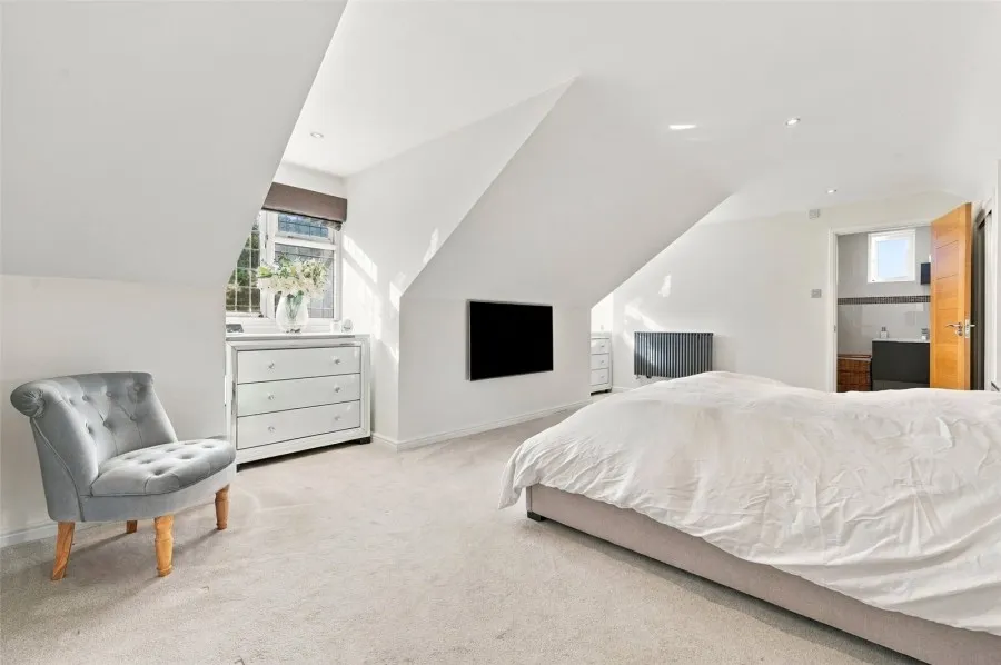 with 4 bedrooms in Manuden, Bishop's Stortford, CM23, photo 8