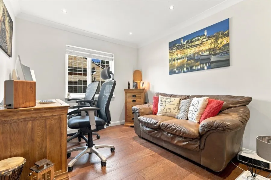 with 4 bedrooms in Manuden, Bishop's Stortford, CM23, photo 19