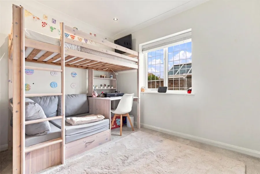 with 4 bedrooms in Manuden, Bishop's Stortford, CM23, photo 10