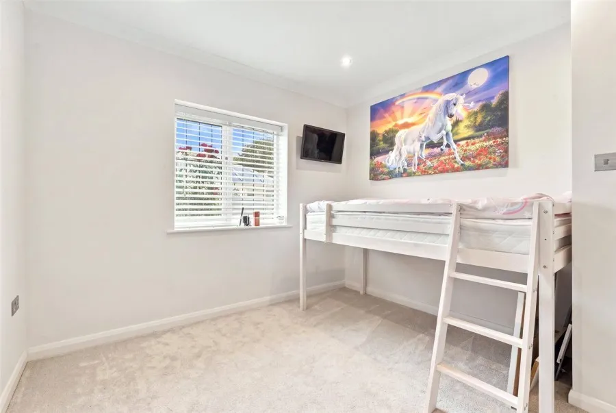 with 4 bedrooms in Manuden, Bishop's Stortford, CM23, photo 18