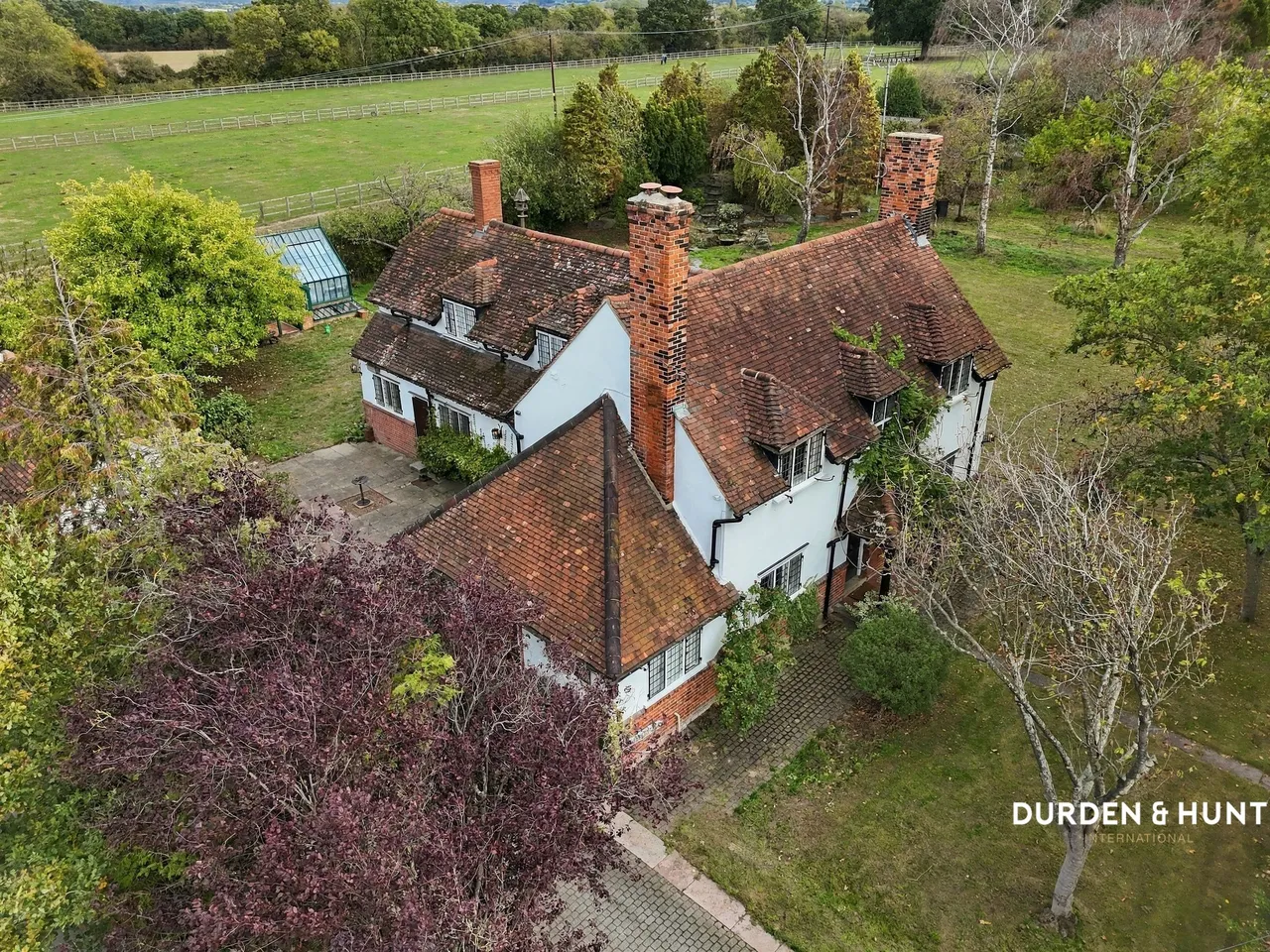 New Road, Lambourne End, RM4, photo 34