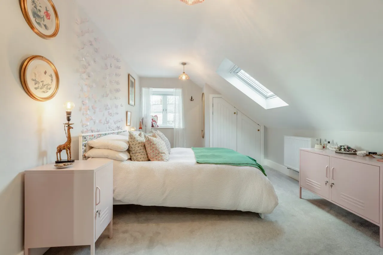 Gunville Road, Winterslow, SP5, photo 11