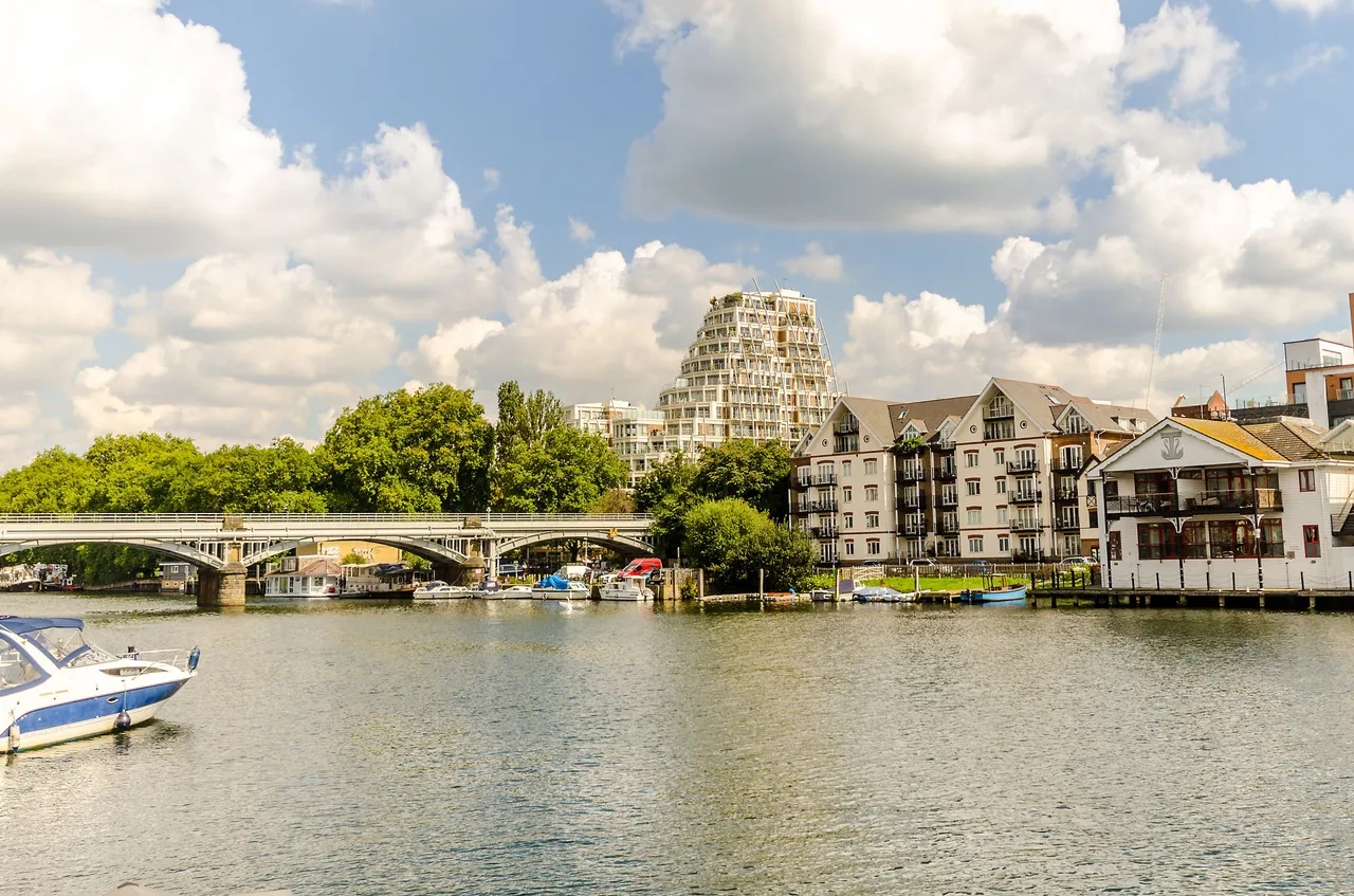 Flat 107, Admiralty Building, 17 Henry Macaulay Avenue, Kingston Upon Thames, photo 9