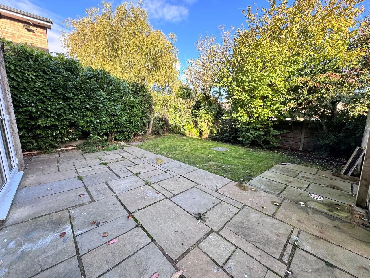 Knowle Avenue, High Peak, photo 19