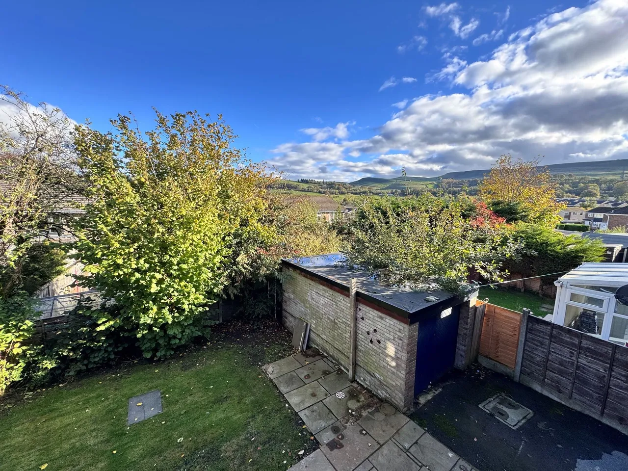 Knowle Avenue, High Peak, photo 13