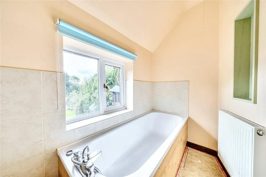 Bircher, Leominster, HR6, photo 20