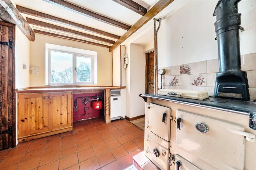 Bircher, Leominster, HR6, photo 6