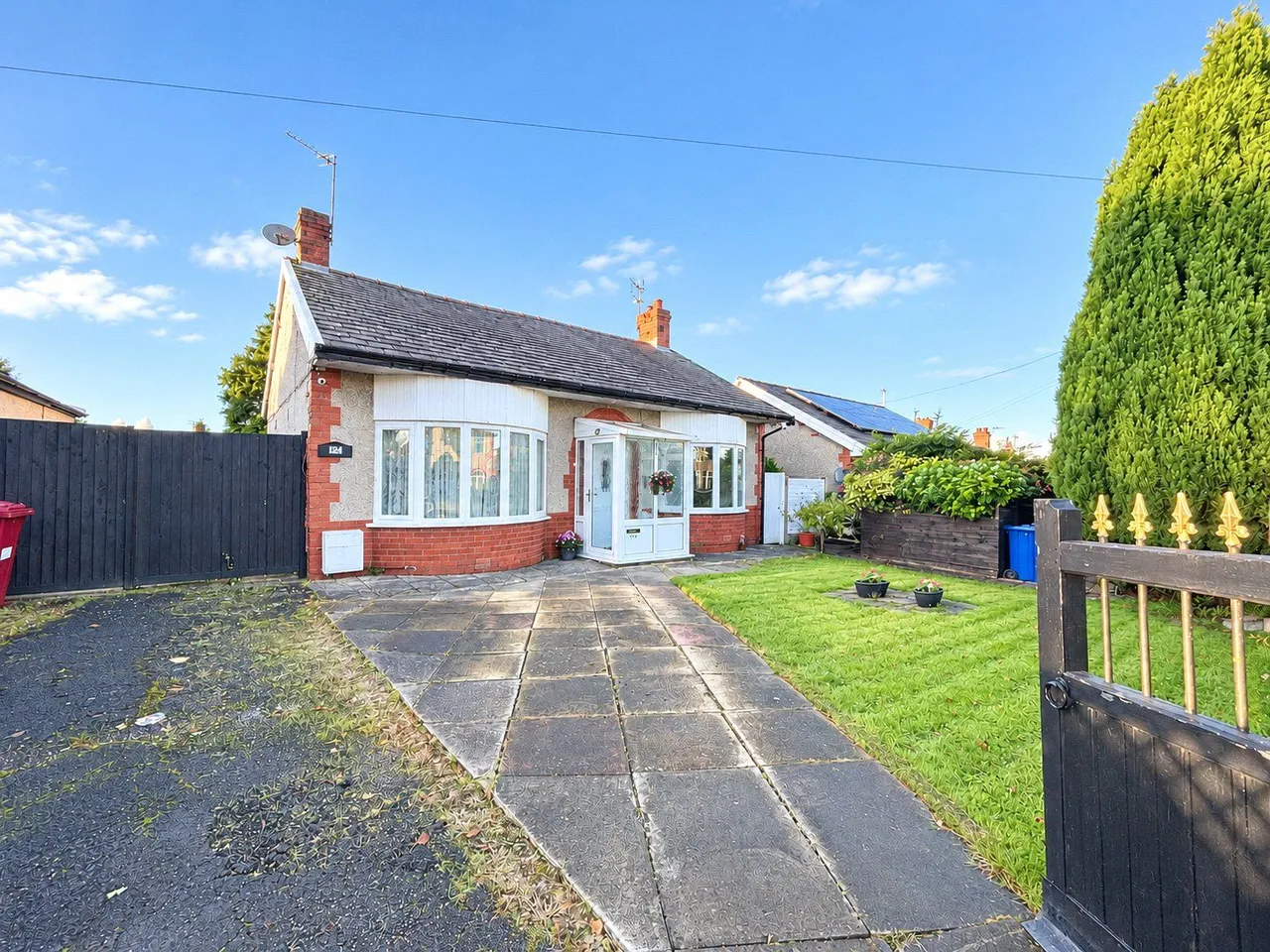 3 bed house for sale, Shadsworth Road, Blackburn, BB1