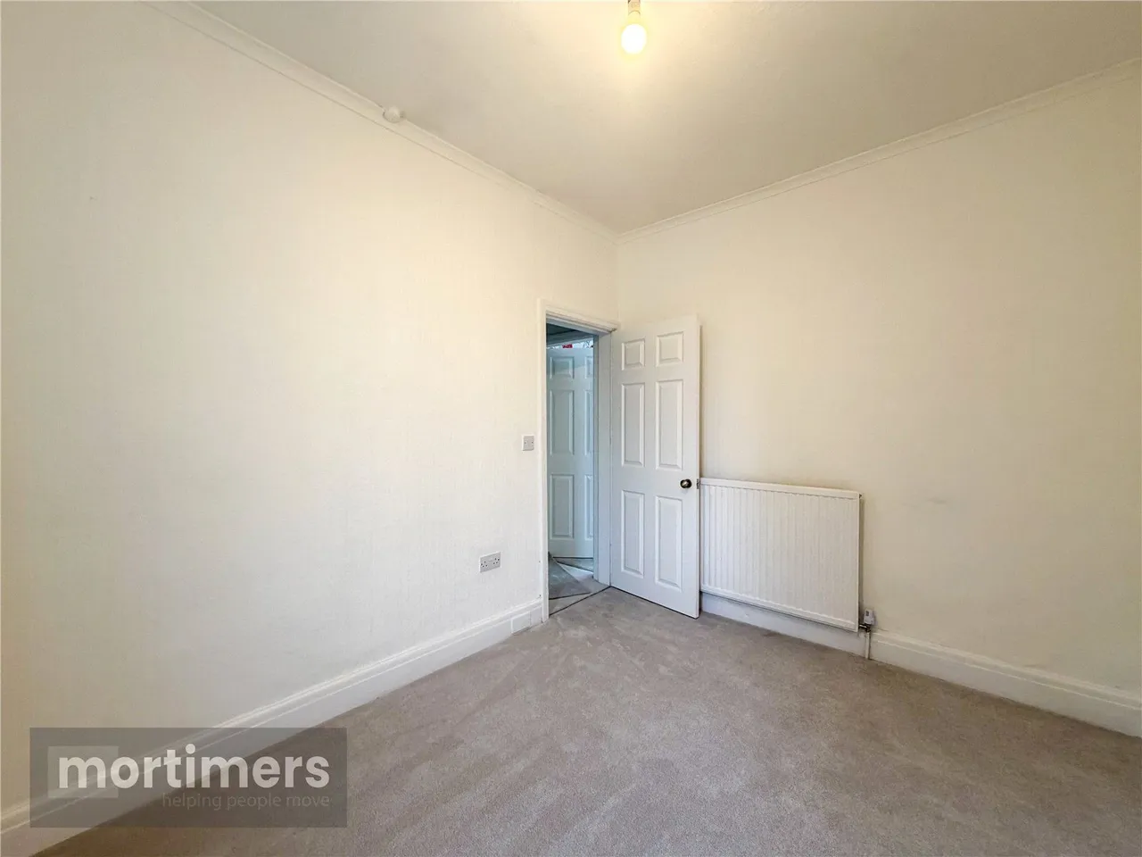 Shadsworth Road, Blackburn, BB1, photo 16