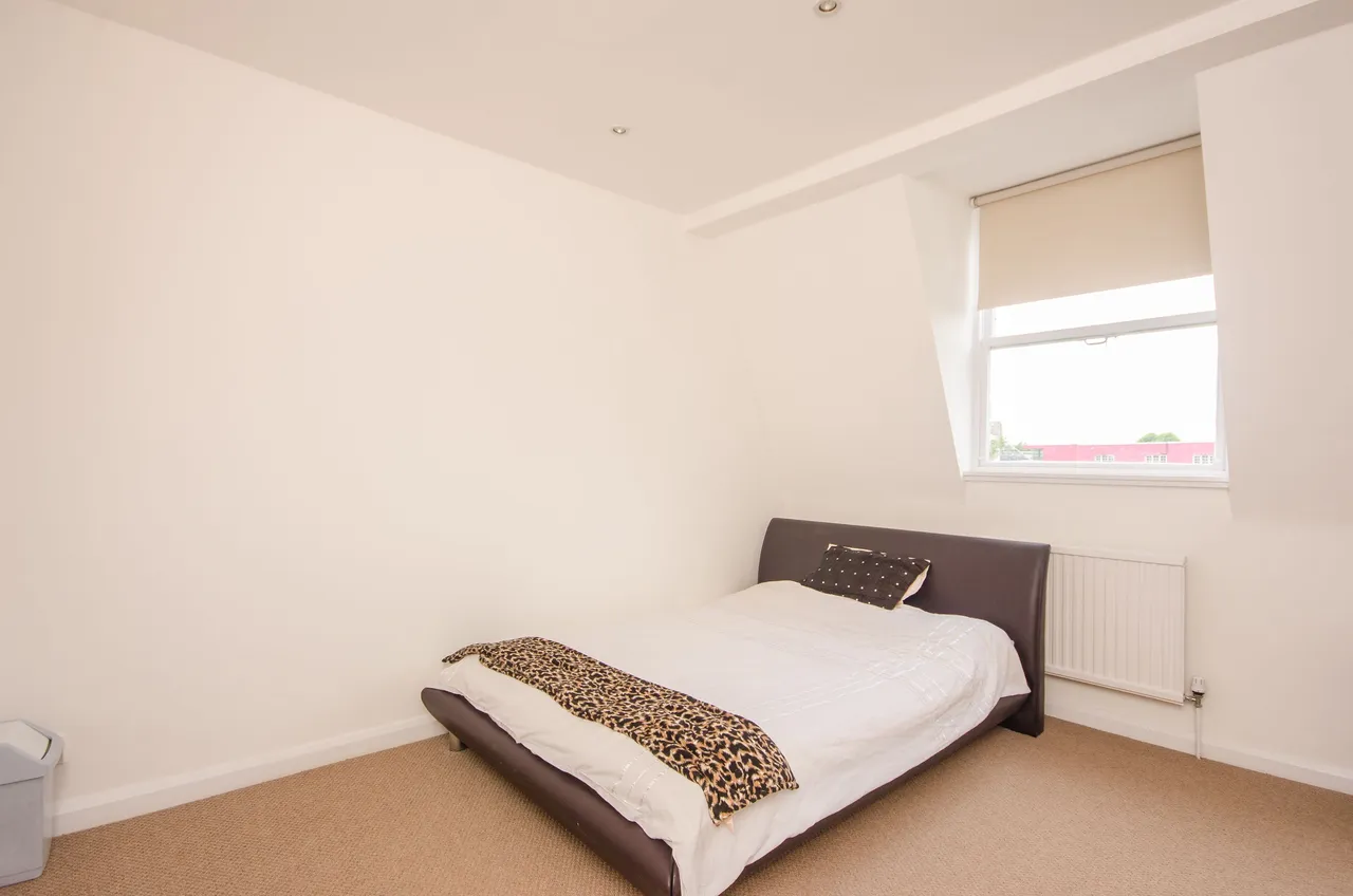 125e Holland Road, London, photo 8