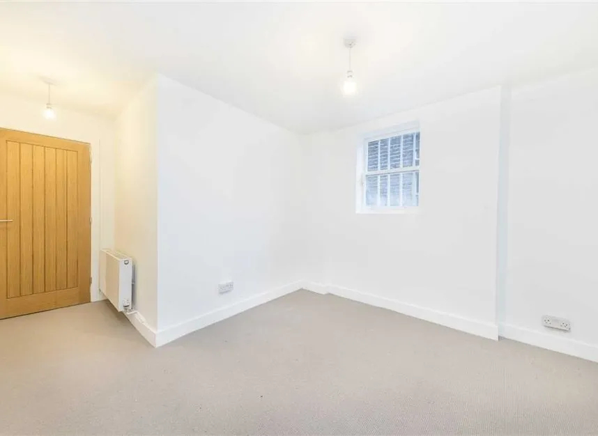 New Cross Road, New Cross, SE14, photo 5