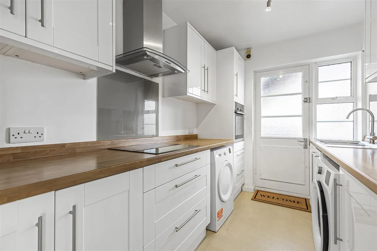 Upper Richmond Road West, East Sheen, SW14, photo 3
