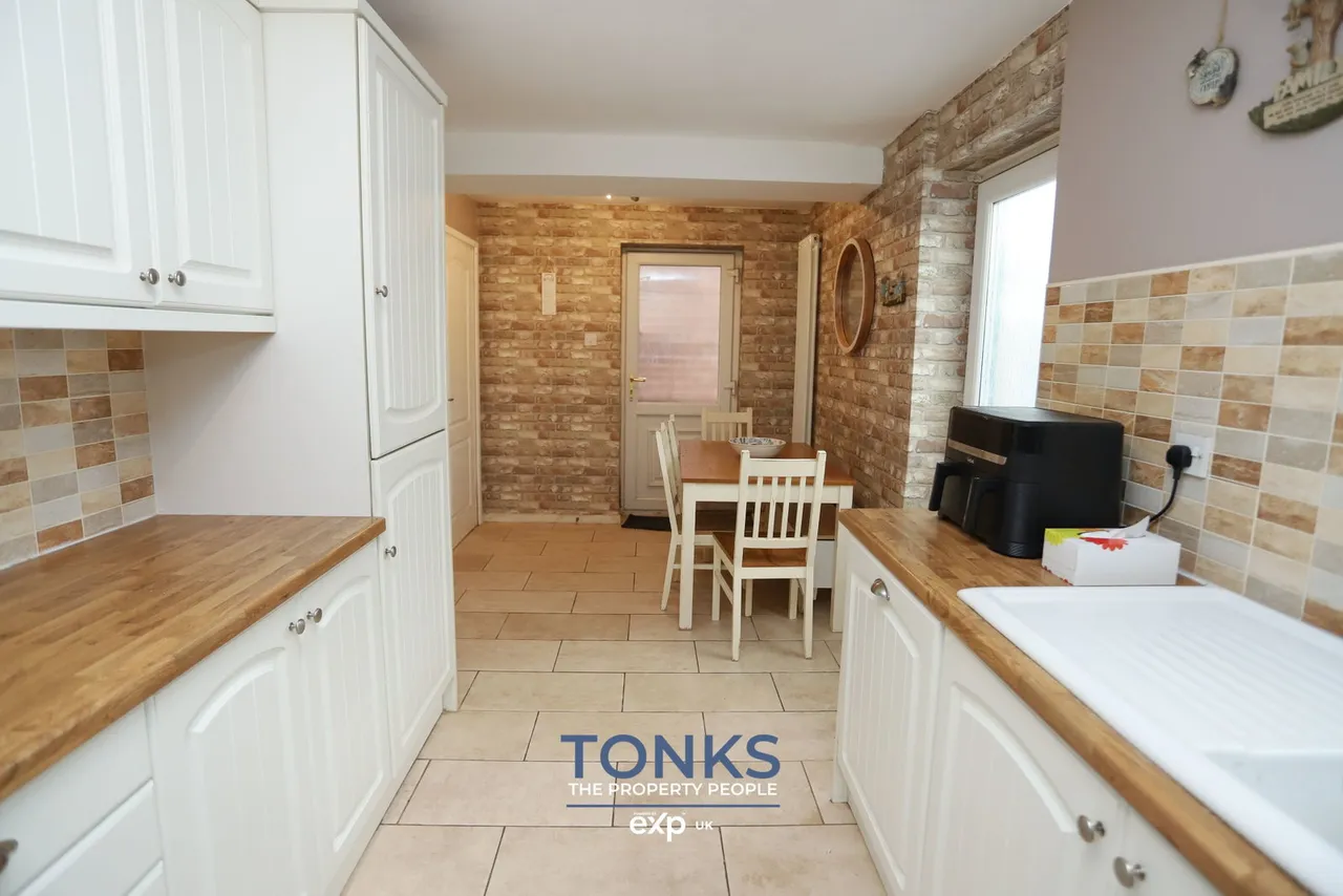 Brelades Close, Dudley, DY1 2UZ, photo 8