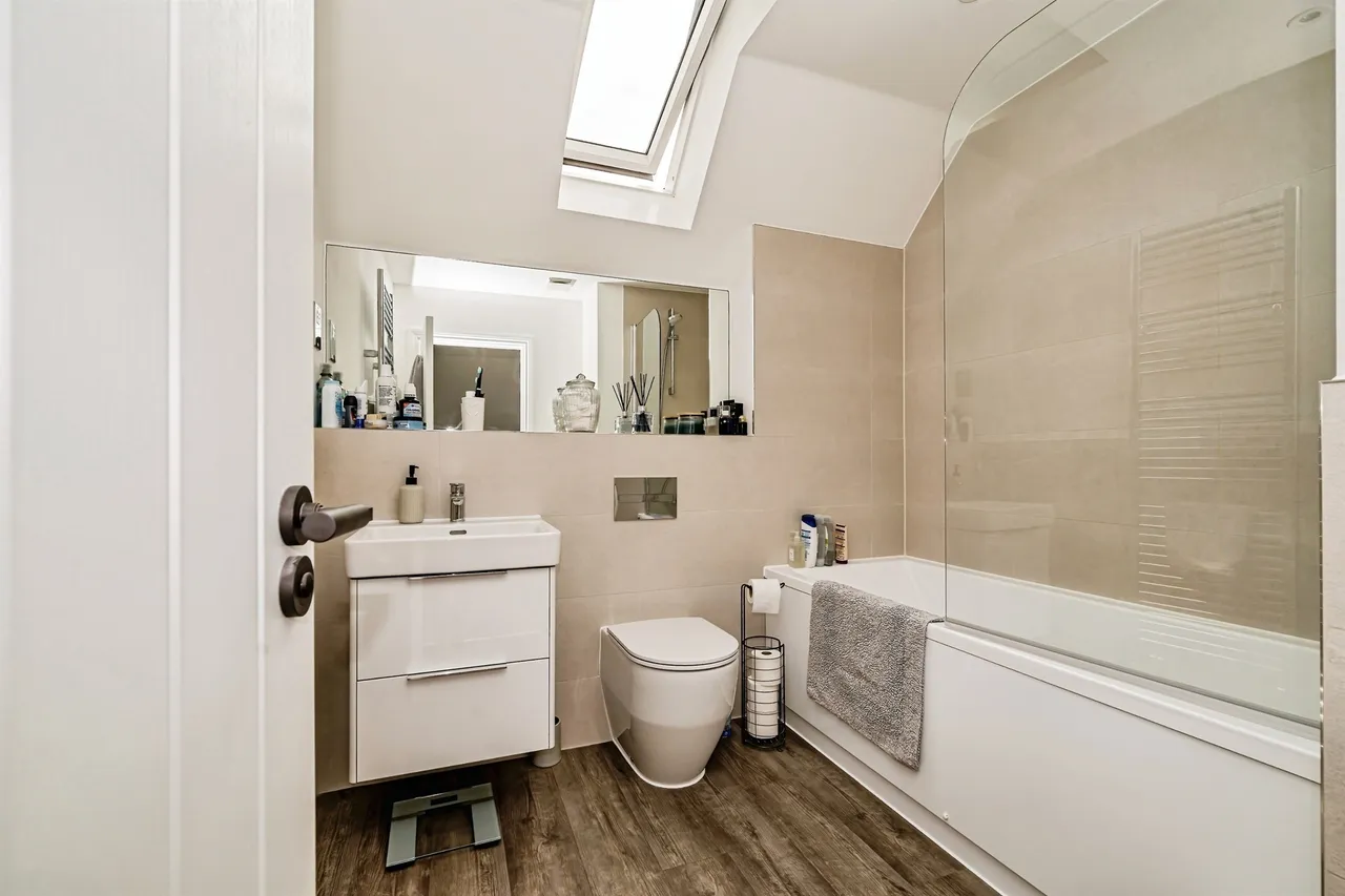 Poplar Way, Ickford, Aylesbury, photo 9