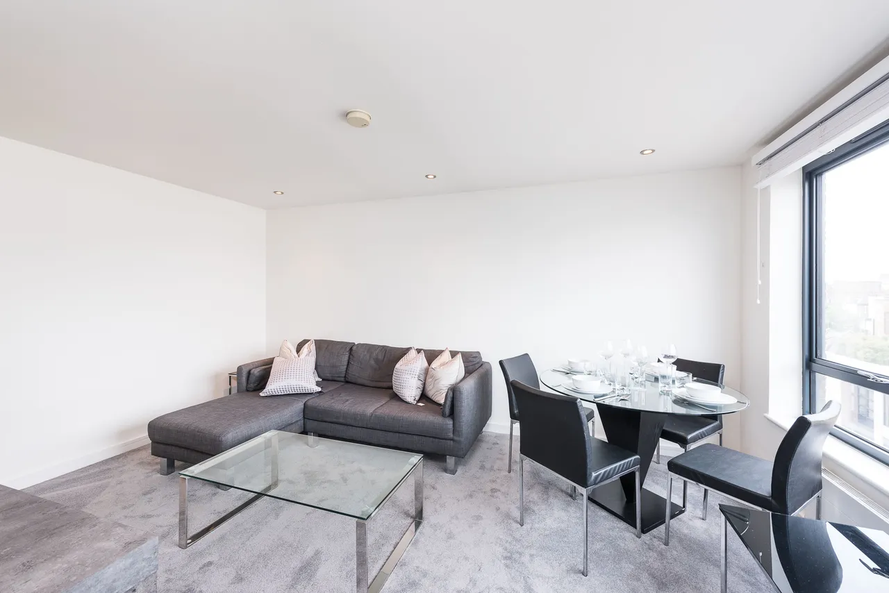 Flat 15, 161 Fulham Road, London, photo 4