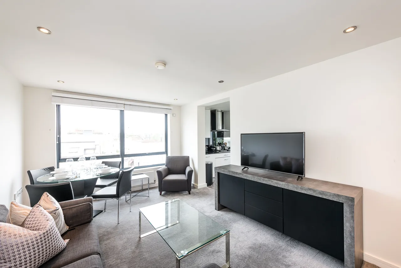 Flat 15, 161 Fulham Road, London, photo 5