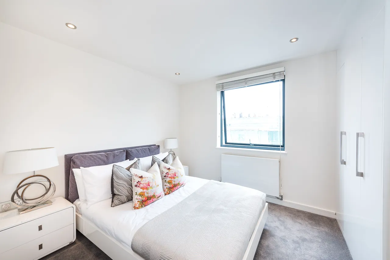 Flat 15, 161 Fulham Road, London, photo 6
