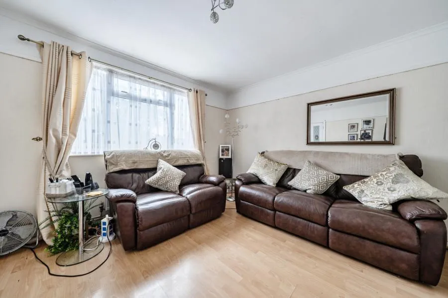 Larch Close, Camberley, GU15, photo 8