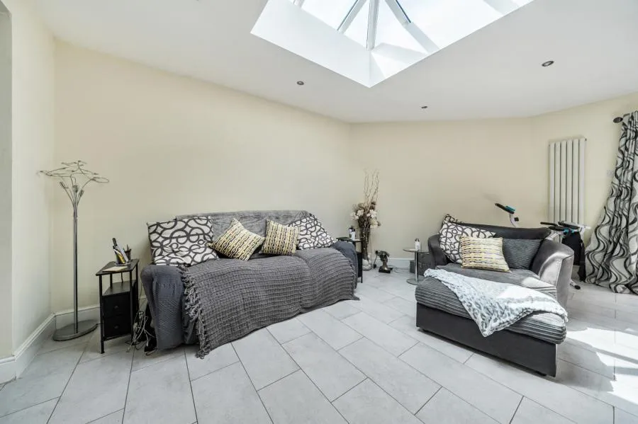 Larch Close, Camberley, GU15, photo 5