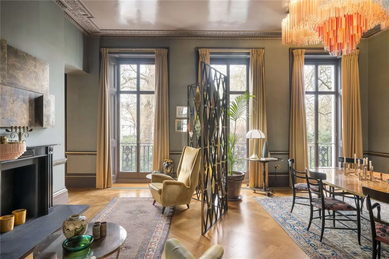 Eaton Square, London, SW1W 9DE, photo 3