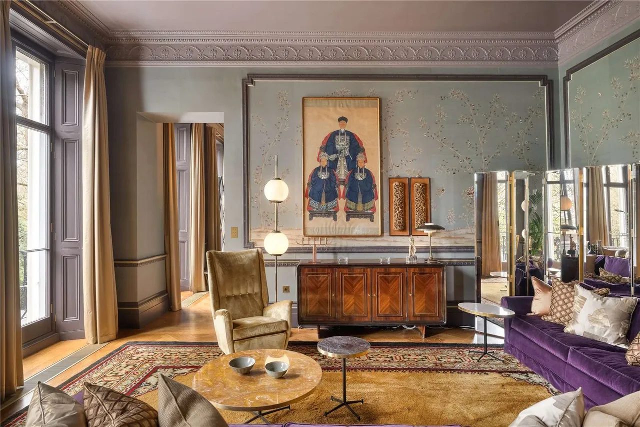 2 bed flat for sale — Eaton Square, London, SW1W 9DE